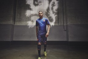 世界杯挑战极限：精彩瞬间不断，精彩纷呈！，世界杯经典比赛视频